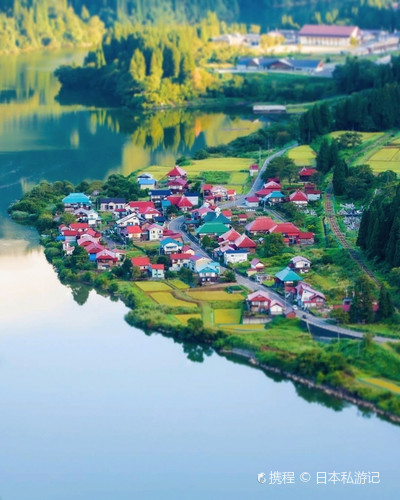 福島・金山町の大志集落は、まるでスイスやオーストリアのハルシ