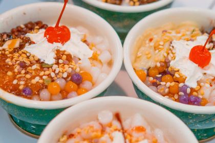 石灰市老火锅(北滨路店)