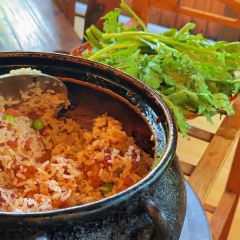 抚仙湖生态石锅鱼野生菌(告庄店) User Photo