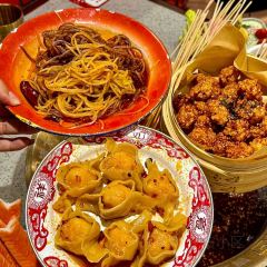 大芊金串串火锅( 新世界百货店) User Photo