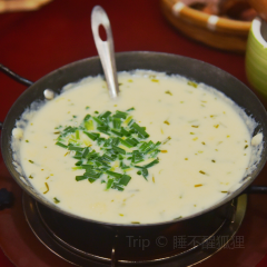 Weiweiyaza User Photo