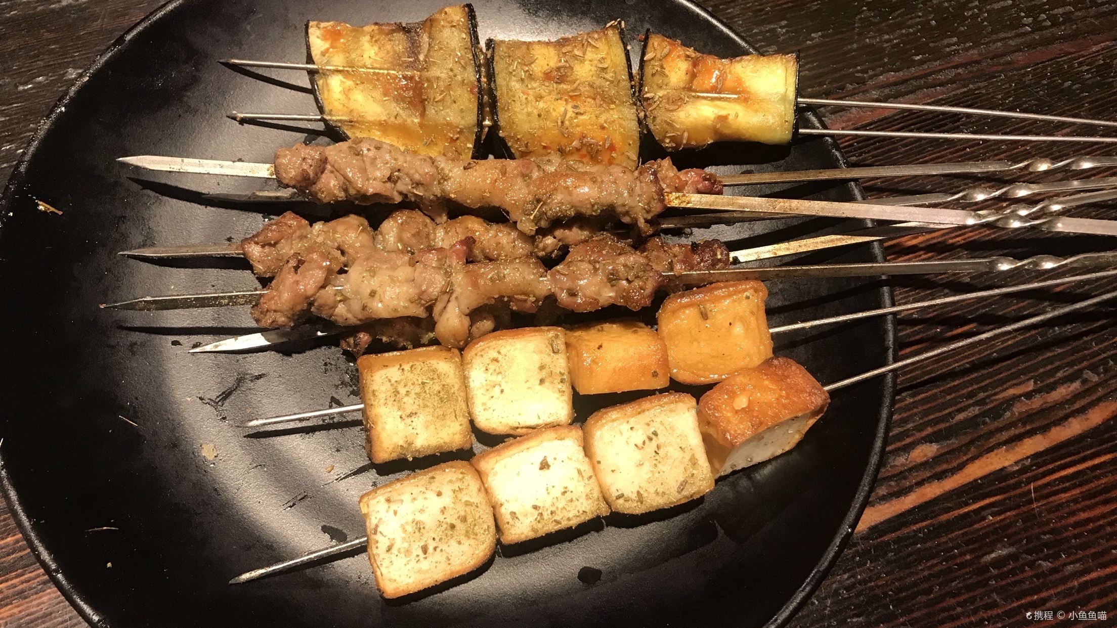 金山烧烤(天鹅中路店)