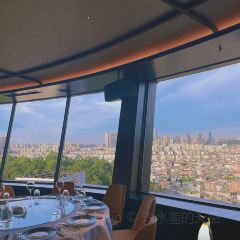 天空之城·全景旋转餐厅 User Photo