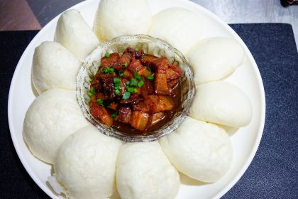 忆炊烟创意餐厅(人民路店)