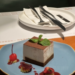 Mr.cattle卡图牛扒餐厅(新华城店) User Photo