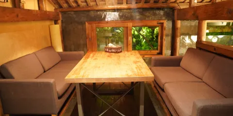 Dog's Bistro