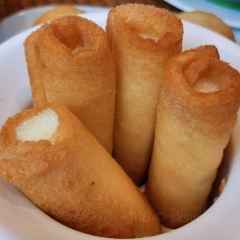 蝴蝶里·粤式点心·乳鸽(长宁来福士店) User Photo