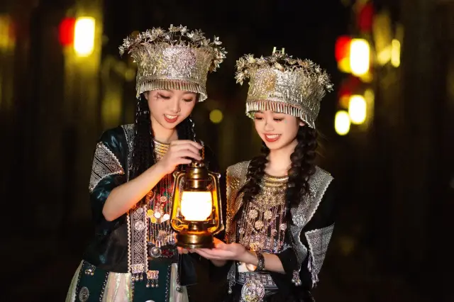 Miao Costume Experience in Fenghuang
