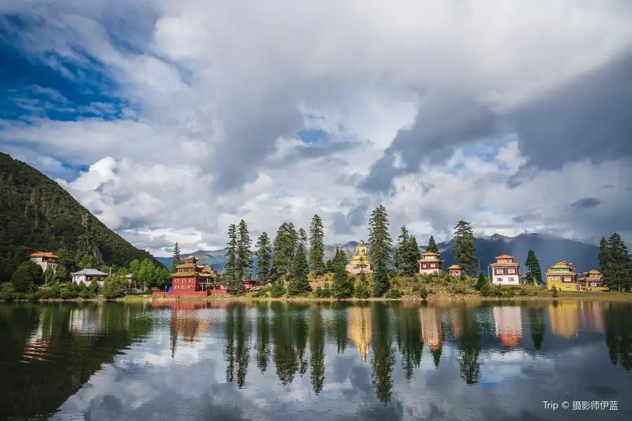 Cuoka Temple