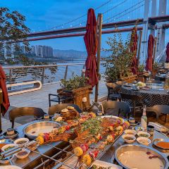 夜渡烤全羊 User Photo