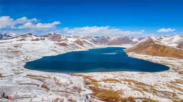 Butuo Lake