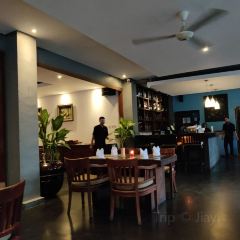 Square Restaurant & Lounge 여행 사진