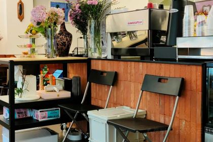 WOAINE(高橋支路店)