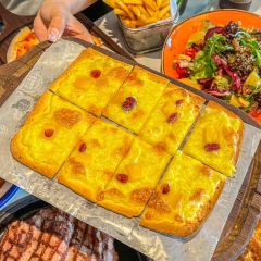 半秋山西餐厅(中原万达店) User Photo