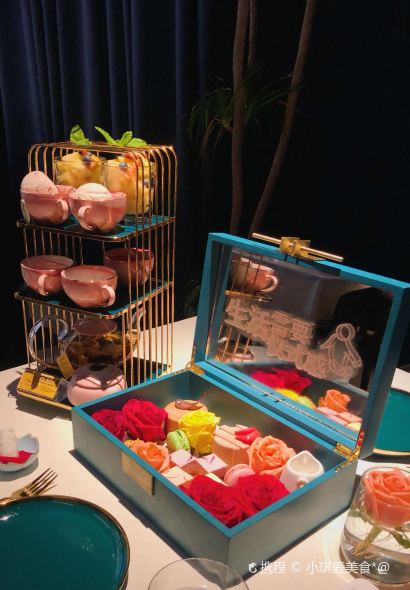 Ristorante Stella galleggiante (negozio CBD Sandi Center)