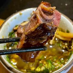 山下人家·土砂锅腊排馆(青城山店) User Photo