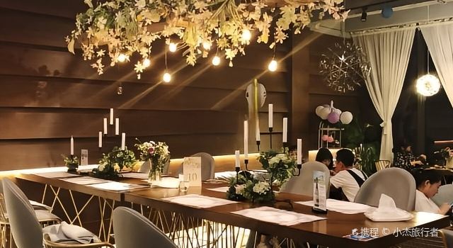 遇见花开主题餐厅(团城山店)