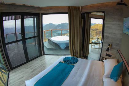 五峰独岭云顶酒店·木屋餐厅