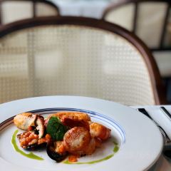 Bistro32F LeCoucou User Photo