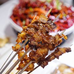 沪九哥·羊蝎子牛腩煲龙虾烧烤(大宁店) 여행 사진