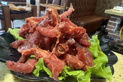 长白山星期天特色火山石烤肉(二道白河店)