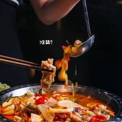 Quweifang·quzhoucai (1970wenchuangyuan) User Photo