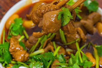 LAO ZI HAO TI HUA SHANG