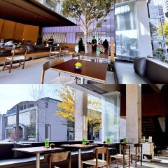 MOOI CAFE User Photo