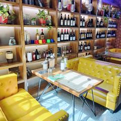 千百度主题酒店(郑州花园路店)·音乐餐厅(国贸360店) User Photo