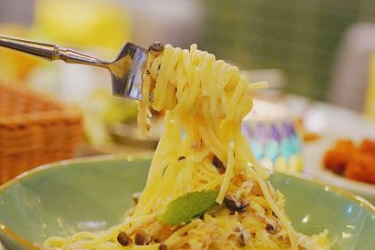 星巴克（惠州金山湖中心分店）