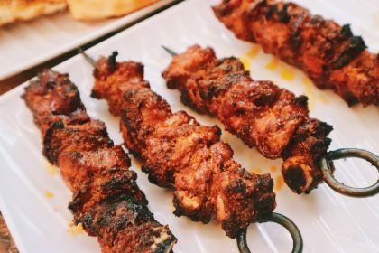 阿里巴巴馕坑肉·烤肉店