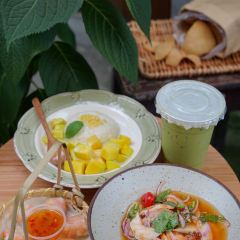 小芒一夏 User Photo