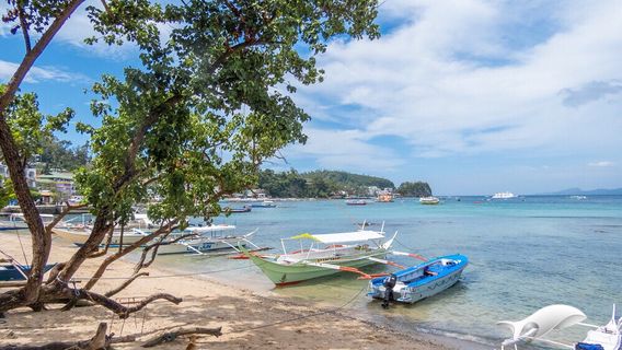 Sabang Beach