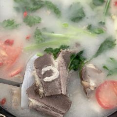 贡椒鱼野菌牦牛杂汤锅川菜(理塘店) User Photo