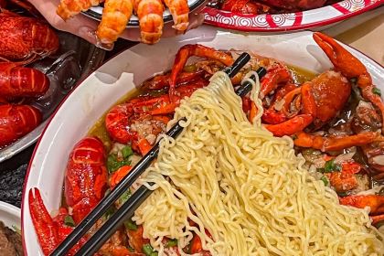 四毛龙虾(世欧店)