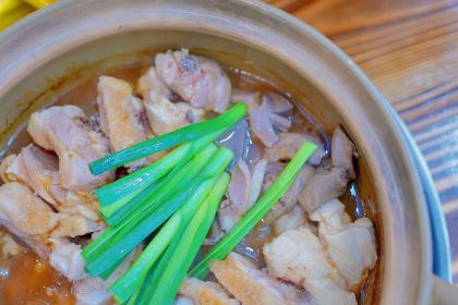 深夜食堂四季炭爐雞煲