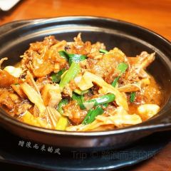 XIAO YU CAN TING User Photo