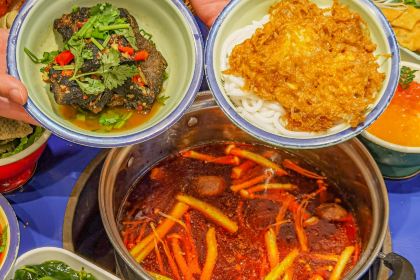 马路边边(东二环泰禾店)