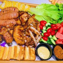 Jinhuashiliyinyuecanba User Photo
