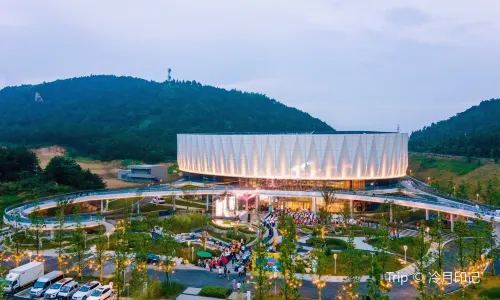 Lvcheng Tiantai Mountain Snow Paradise