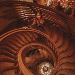 HIDE User Photo