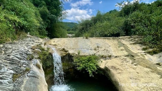 yu zi gang xiu xian du jia qu