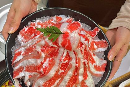 RE AI ZHU DU JI WU SHANG ZHONG YUAN DIAN