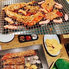 YING AI KAO ROU User Photo