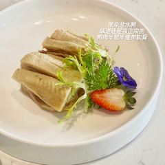 DONG YA HOTEL User Photo