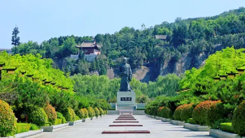 Sima Qian Memorial Temple attraction in Weinan