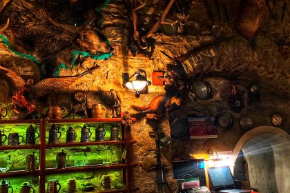 Golden Kettle Irish Pub