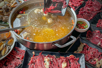 牛品鲜自助潮汕鲜牛肉海鲜火锅(文化宫店)