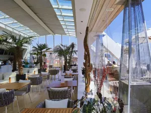 SKY LOUNGE海景音乐餐吧(极地金岸店)