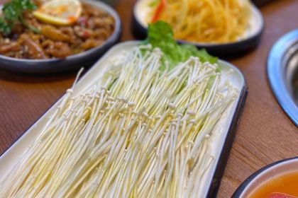 合牛炭火烤肉